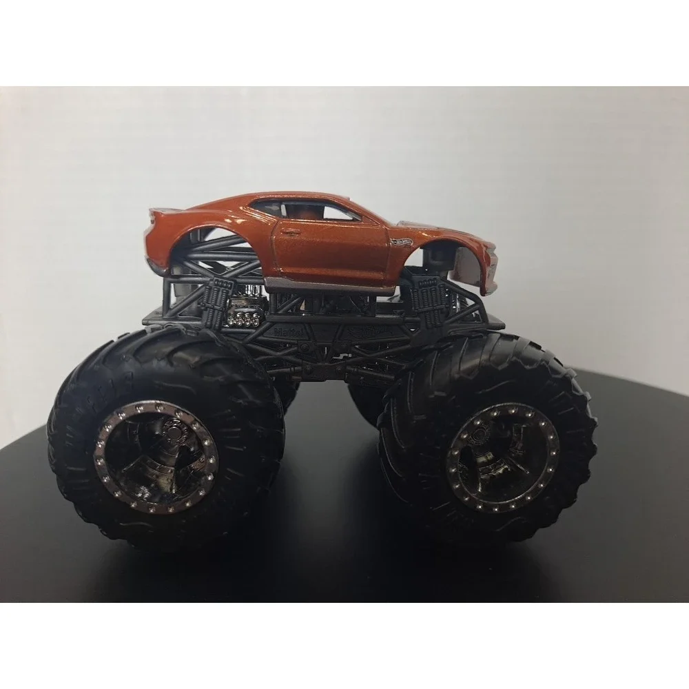 Hot Wheels Monster Truck Camaro Orange 1:64